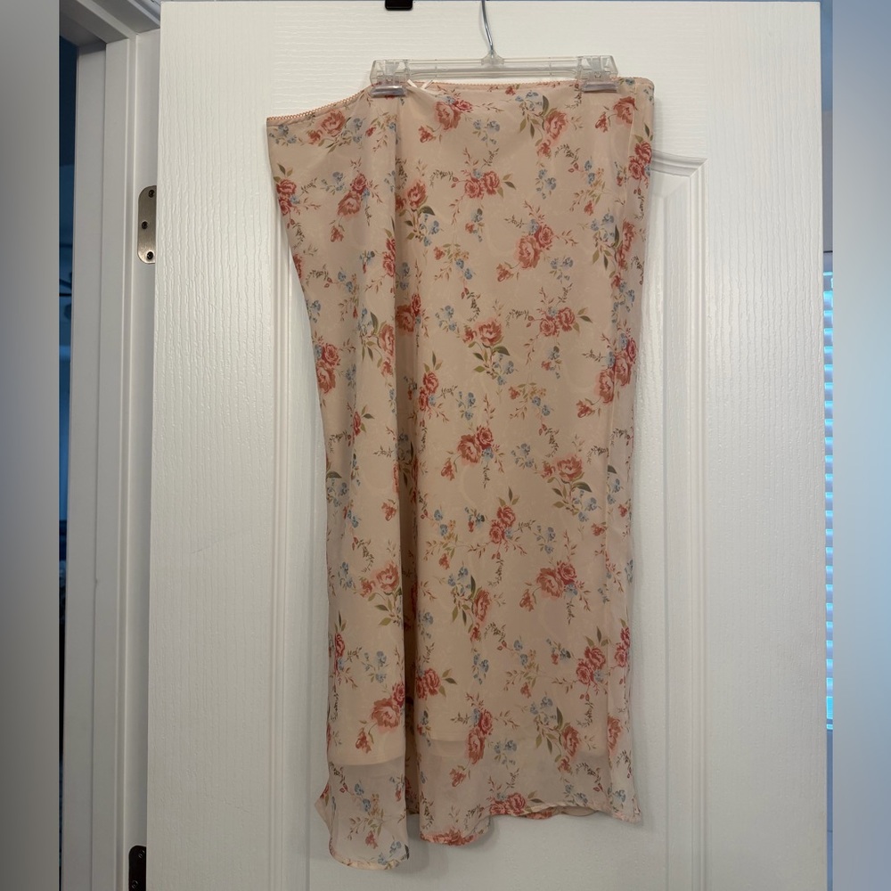 BP Cream Floral Midi Skirt Medium